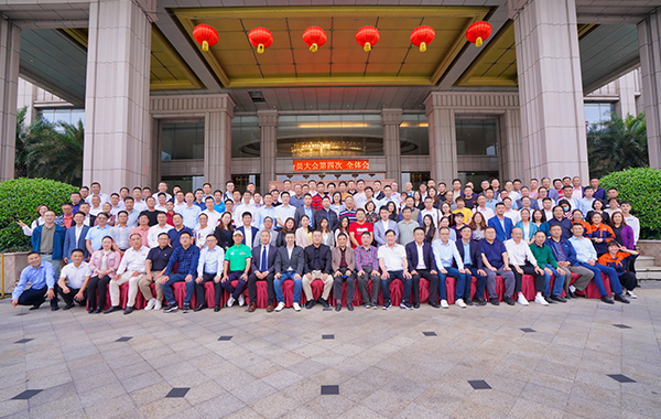 直擊現(xiàn)場(chǎng)！廣東省壓縮機(jī)協(xié)會(huì)2020年zui美勞動(dòng)者頒獎(jiǎng)典禮盛大舉 行